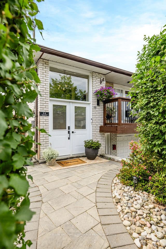 94 Back Street, Bradford West Gwillimbury, ON L3Z 1W7 – photo 2