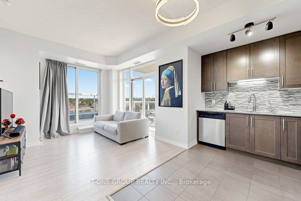 8323 Kennedy Road 508, Markham, ON L3R 5W7 – main photo