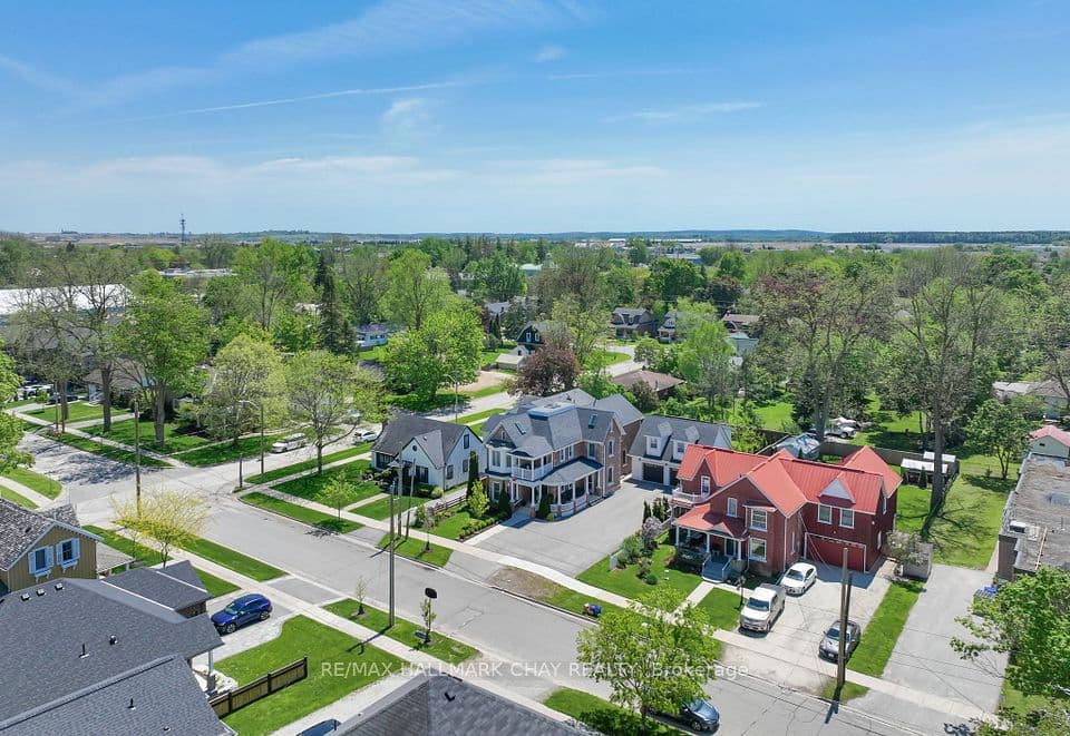 97 Nelson Street W, New Tecumseth, ON L9R 1H1 – photo 2