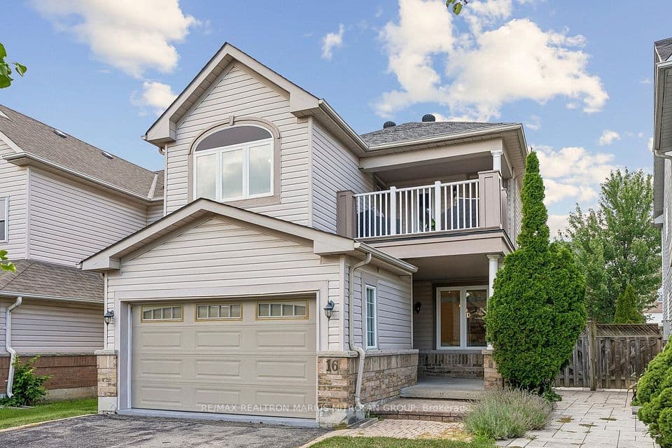 16 Trout Lily Avenue, Markham, ON L3S 4C1 – main photo