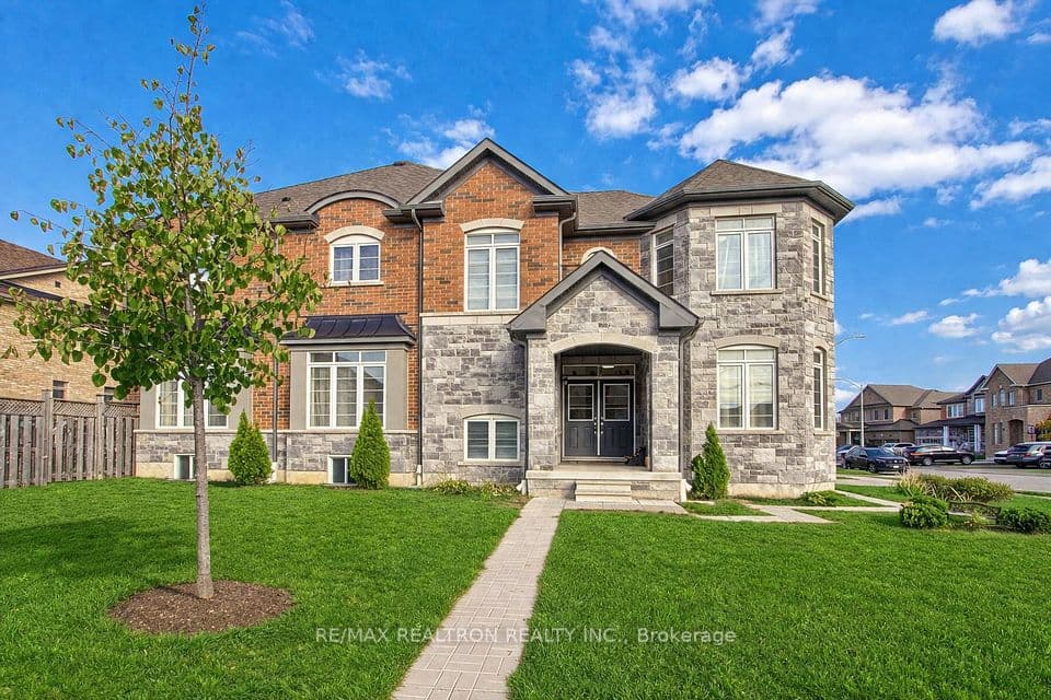 2236 Lozenby Street, Innisfil, ON L9S 0M8 – photo 2