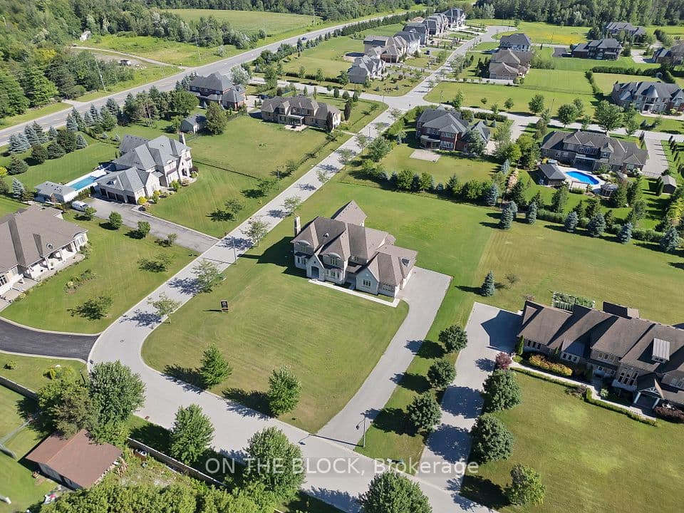 24 Whitewood Drive, Whitchurch-Stouffville, ON L4A 1R9 – photo 3