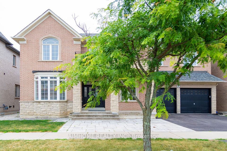 11 Alpaca Drive, Richmond Hill, ON L4E 0E6 – main photo