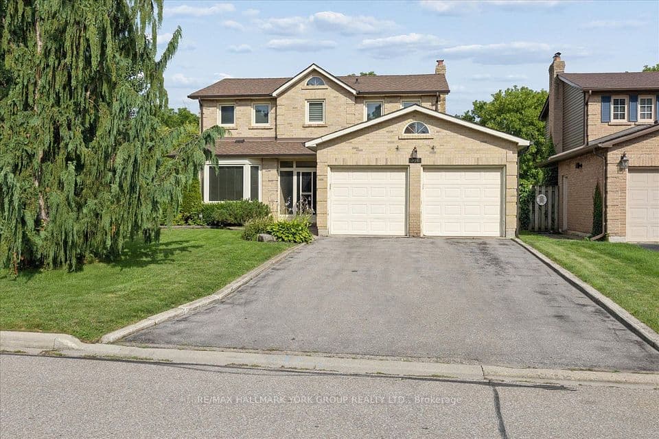 306 Erin Trail, Newmarket, ON L3Y 6K1 – main photo