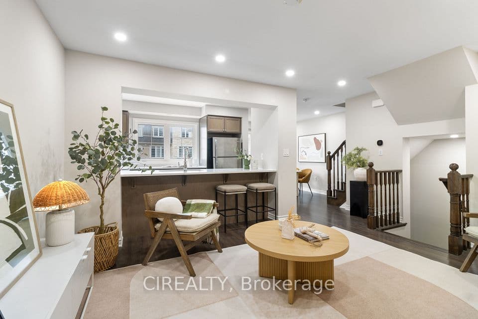 48 Casely Avenue, Richmond Hill, ON L4S 0K3 – photo 3