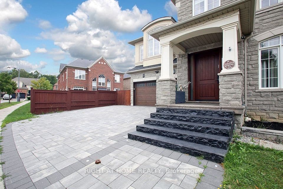 133 Woodville Drive, Vaughan, ON L6A 4K4 – photo 3