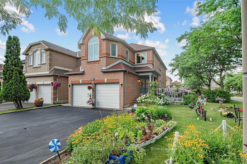 42 STANLEY Lane, Markham, ON L3S 4E3 – photo 3