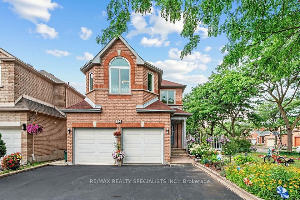 42 STANLEY Lane, Markham, ON L3S 4E3 – main photo