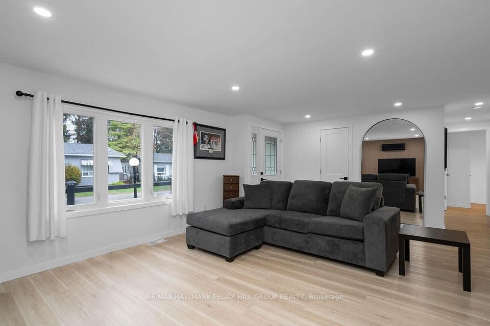 15 Cherrywood Lane, Innisfil, ON L9S 1M9 – photo 3
