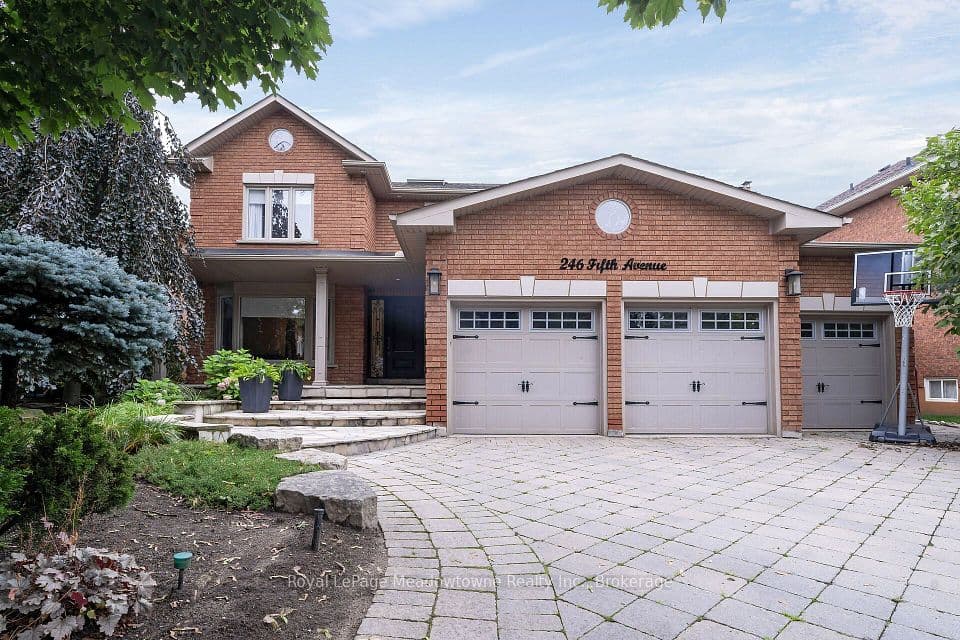 246 Fifth Avenue, Vaughan, ON L4L 7A3 – main photo