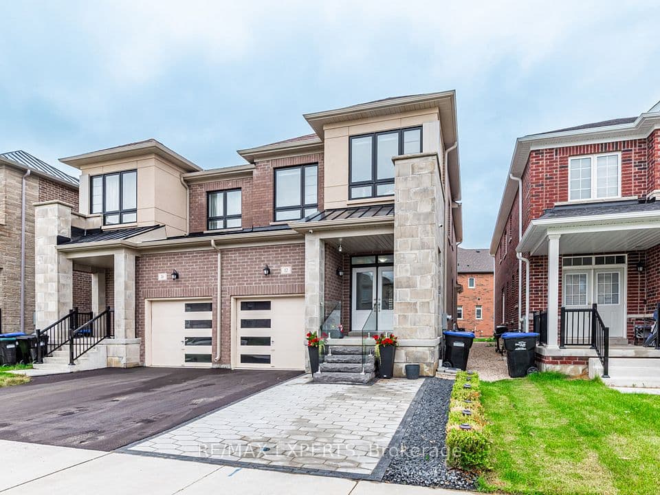 12 Ferragine Crescent, Bradford West Gwillimbury, ON L3Z 2A6 – photo 2
