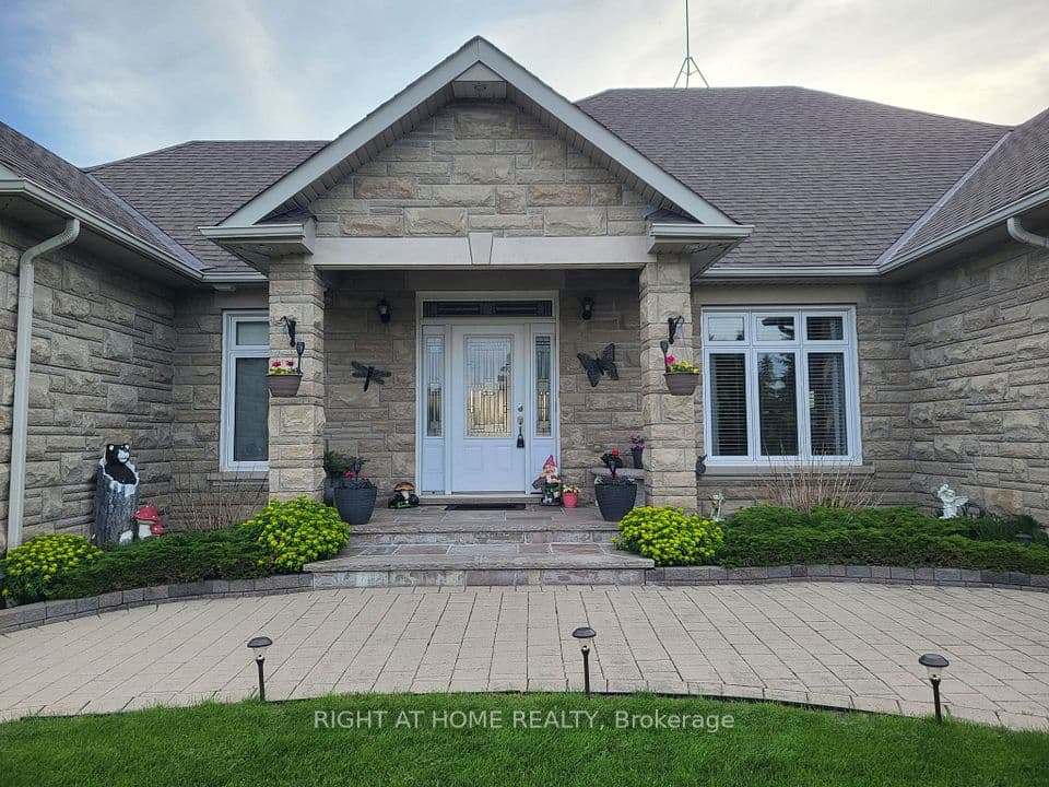 10 Brolley Crescent, Essa, ON L0L 2N2 – photo 3