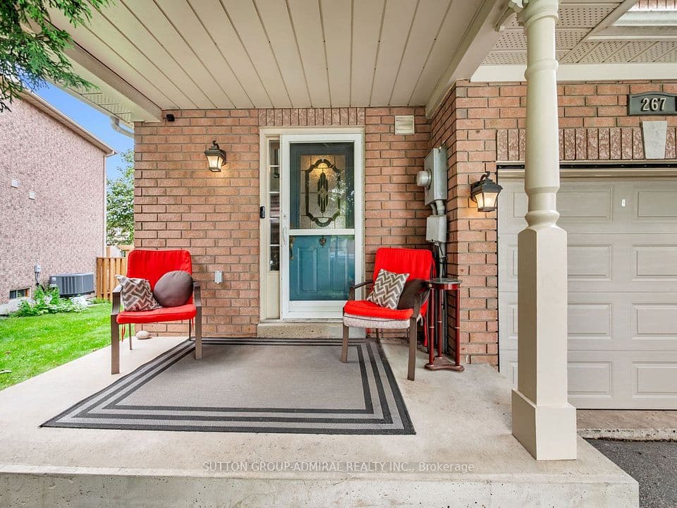 267 Warner Crescent, Newmarket, ON L3X 2G6 – main photo