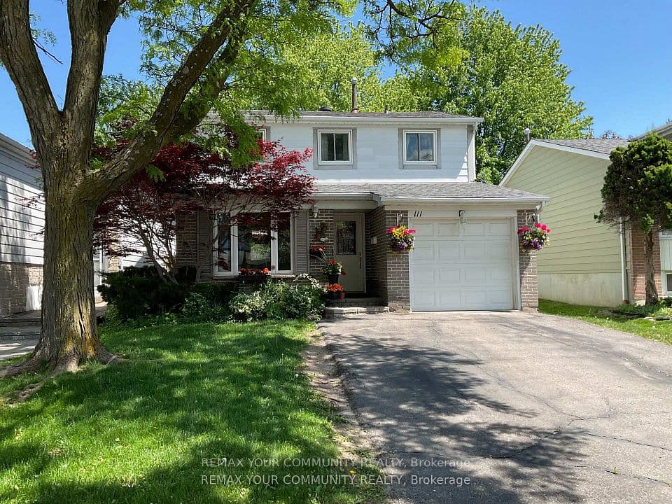 111 Springhead Gardens, Richmond Hill, ON L4C 5C3 – main photo