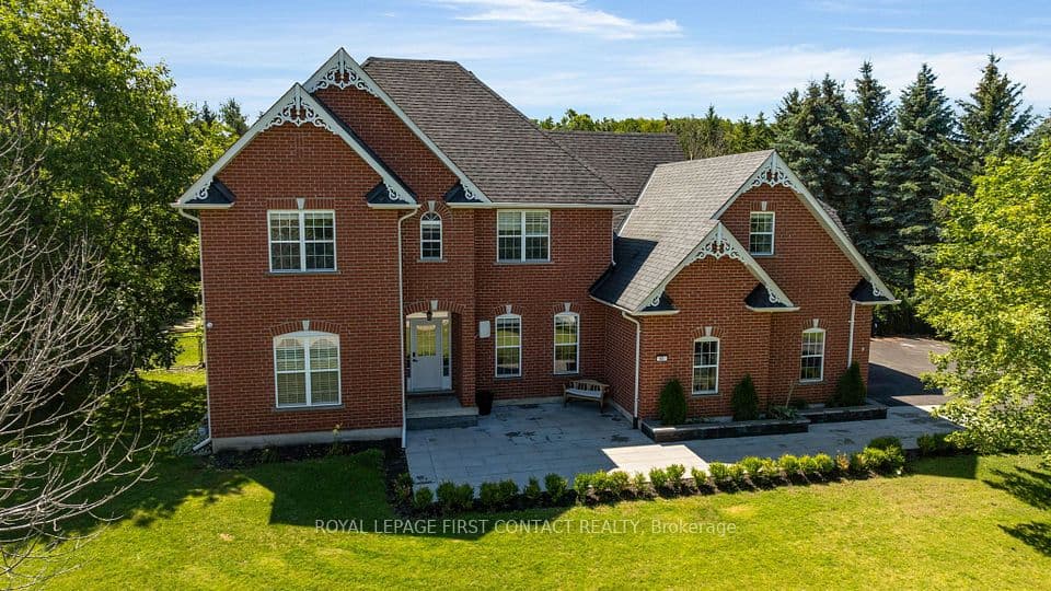 43 Vanderpost Crescent, Essa, ON L0L 2N0 – main photo