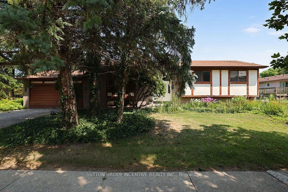 37 Moore Park Drive, King, ON L0G 1T0 – photo 2