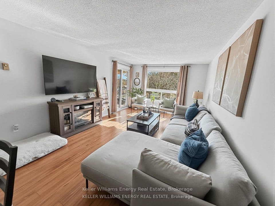 219 Main Street N 304, Uxbridge, ON L9P 1C4 – photo 3