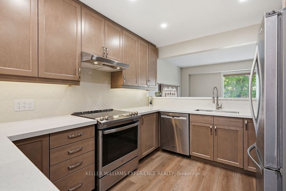 246 Tupper Boulevard 8, New Tecumseth, ON L9R 1A9 – photo 3