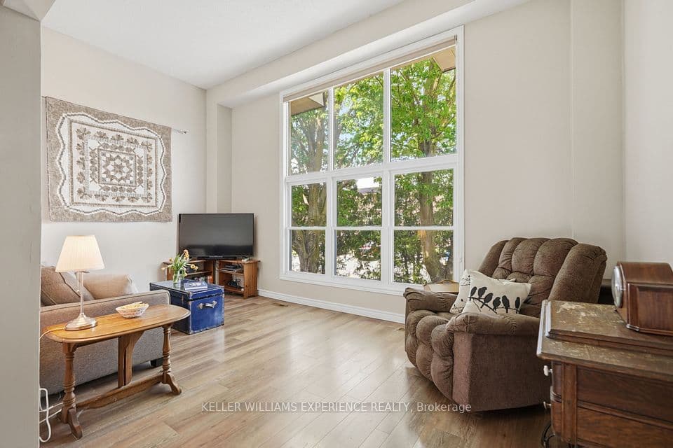 246 Tupper Boulevard 8, New Tecumseth, ON L9R 1A9 – main photo