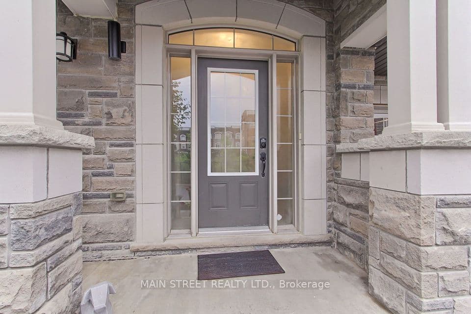 26 Queen Mary Court, Vaughan, ON L4L 0H9 – photo 3