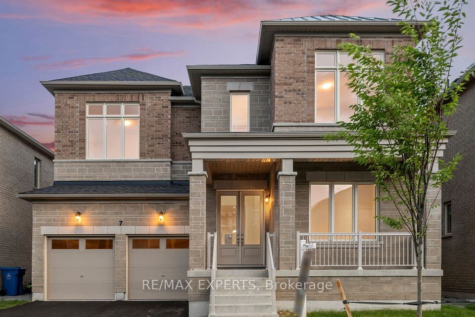 7 Lorraine Hand Crescent, Georgina, ON L4P 0S9 – main photo
