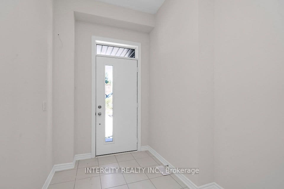 7 Drainie Street, Vaughan, ON L4H 5J3 – photo 2