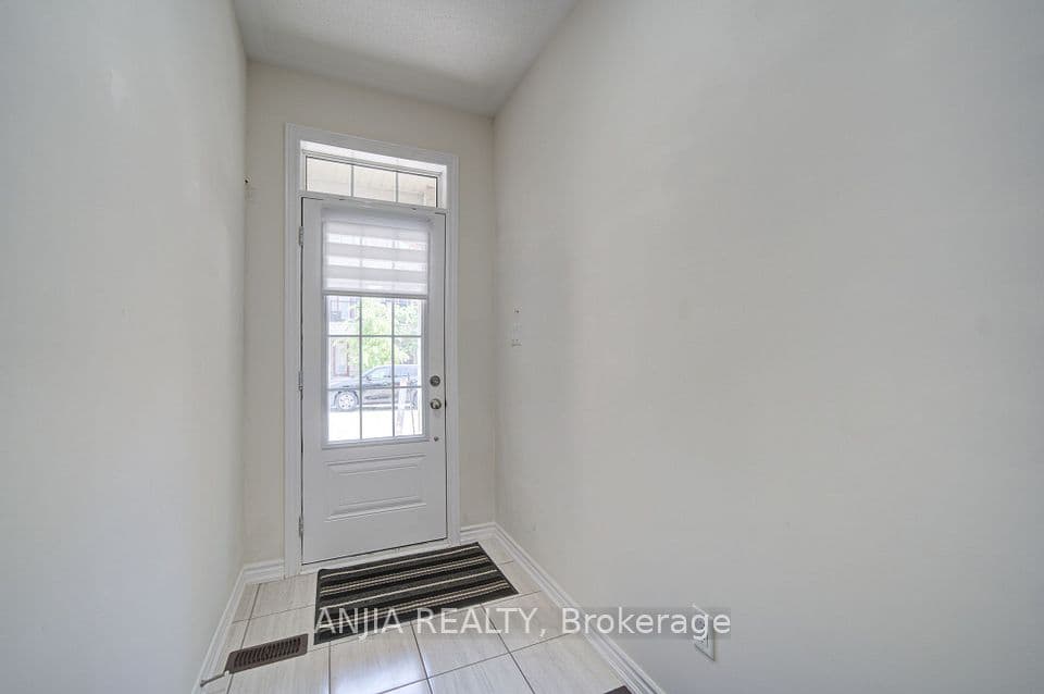 134 Frederick Wilson Avenue, Markham, ON L6B 0R1 – photo 3