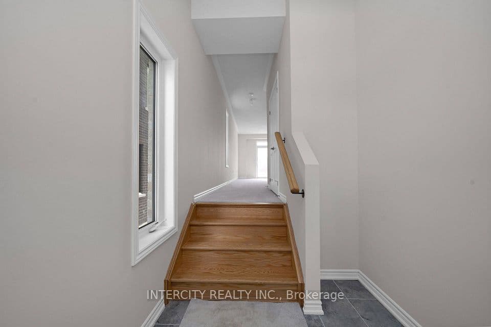 20 Radisson Street, Vaughan, ON L4H 5J3 – photo 3