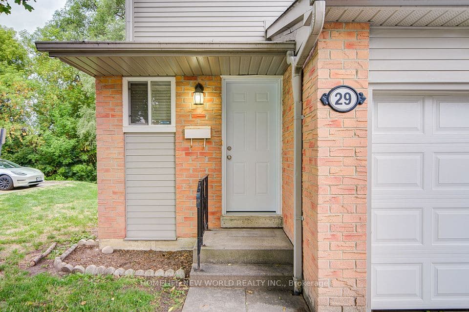 29 New Havens Way, Markham, ON L3T 5G1 – photo 3