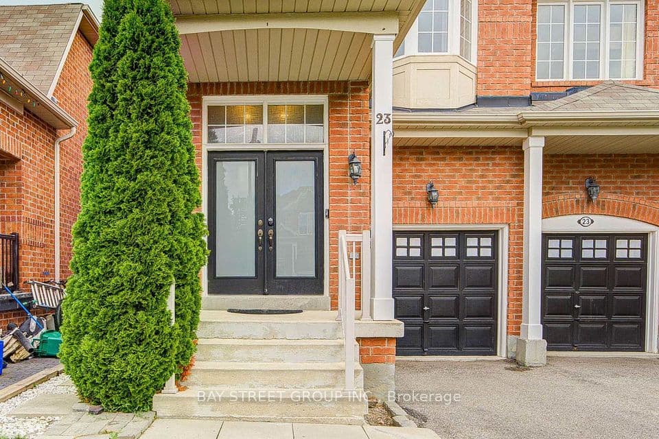 23 Horn Street, Whitchurch-Stouffville, ON L4A 0X9 – photo 2