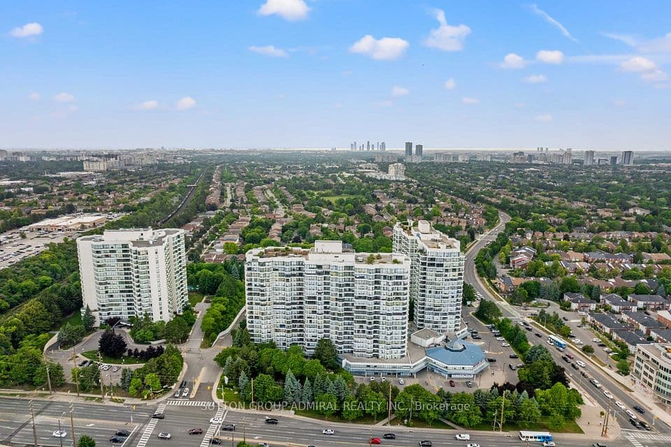 7300 Yonge Street 1801, Vaughan, ON L4J 7Y5 – photo 2