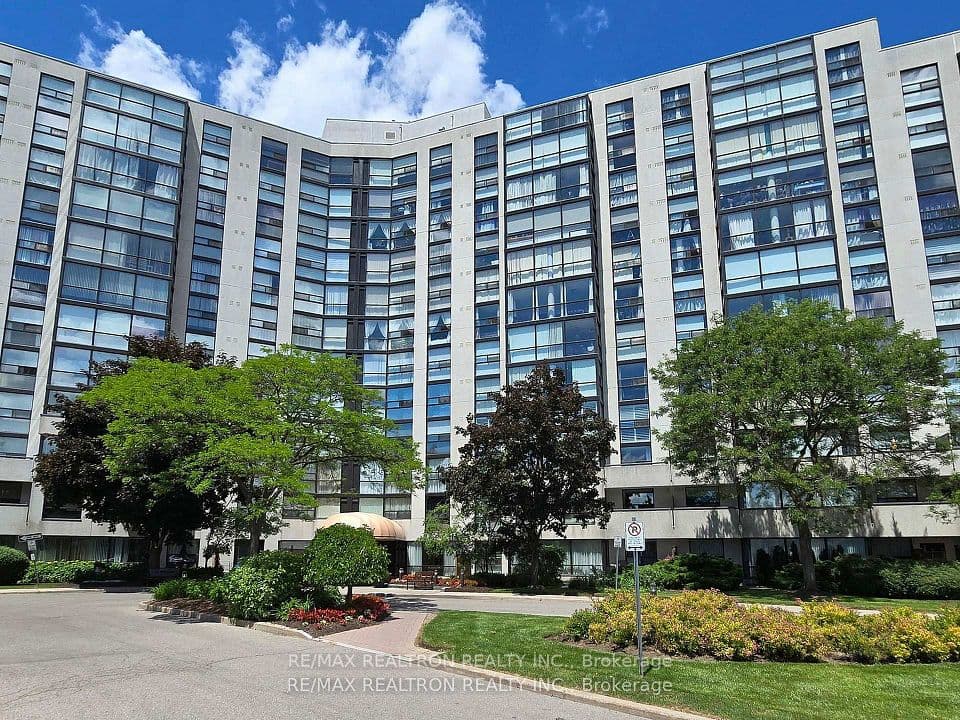 40 Harding Boulevard W 1015, Richmond Hill, ON L4C 9S5 – main photo