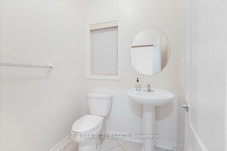 2 Lady Valentina Avenue, Vaughan, ON L6A 0E4 – photo 3