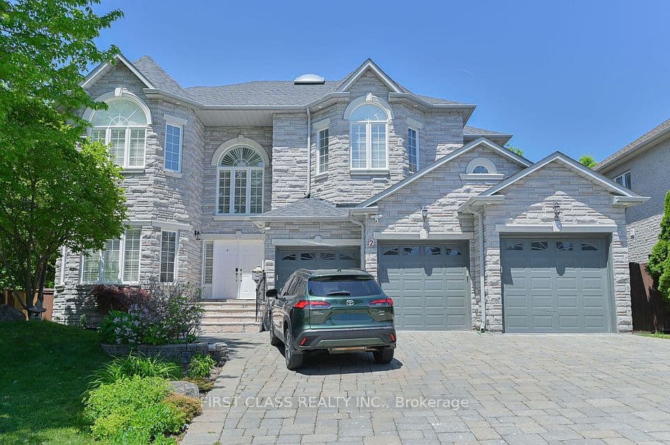 2 wainwright Avenue, Richmond Hill, ON L4C 5R5 – main photo