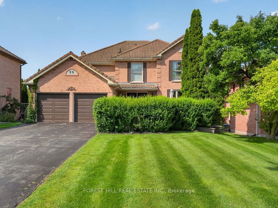 36 Trillium Drive, Aurora, ON L4G 6A7 – main photo