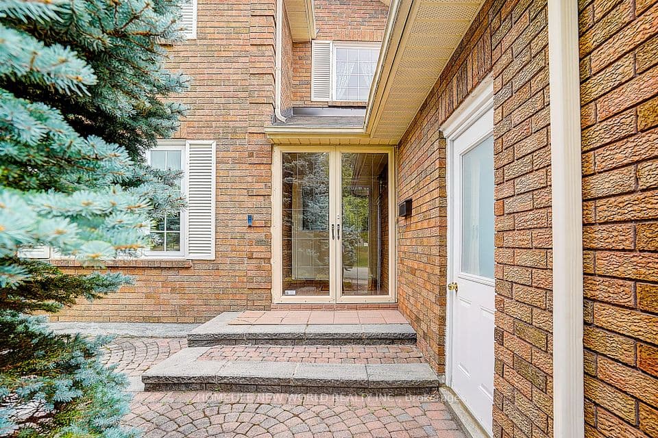 51 Leighland Drive, Markham, ON L3R 7R8 – photo 3