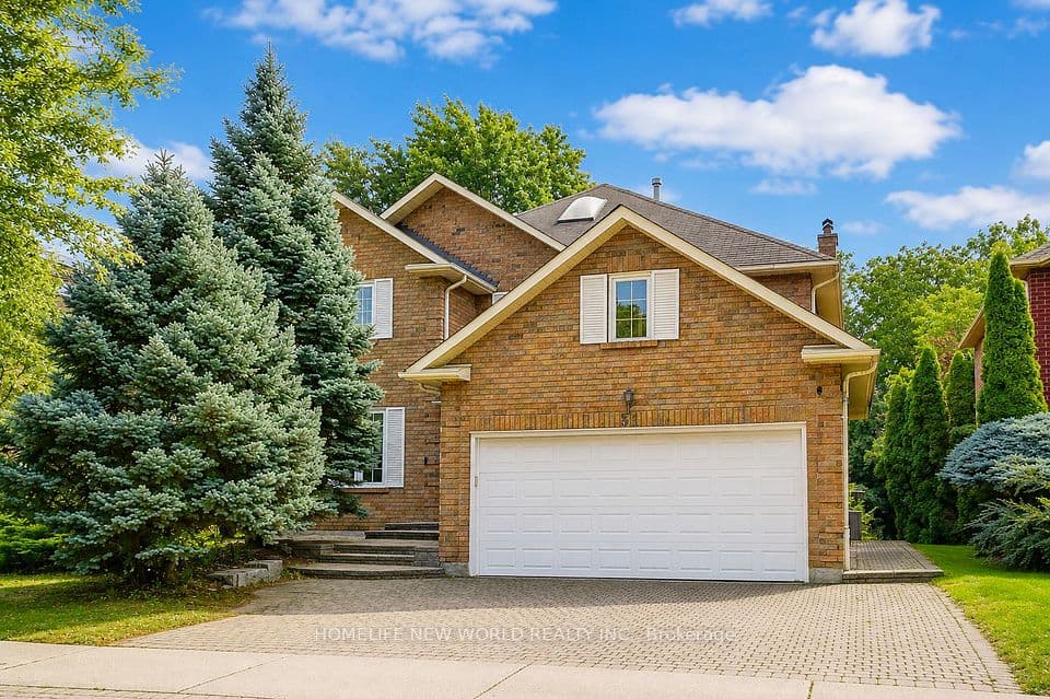 51 Leighland Drive, Markham, ON L3R 7R8 – main photo