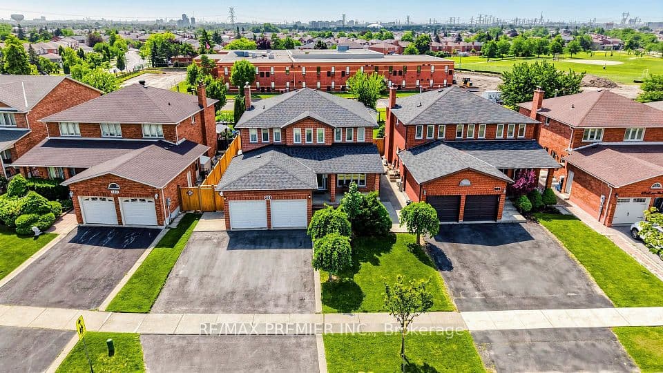261 Morning Star Drive, Vaughan, ON L4L 6H4 – main photo