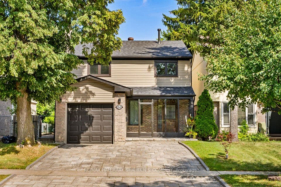 184 Castle Rock Drive, Richmond Hill, ON L4C 5H6 – main photo