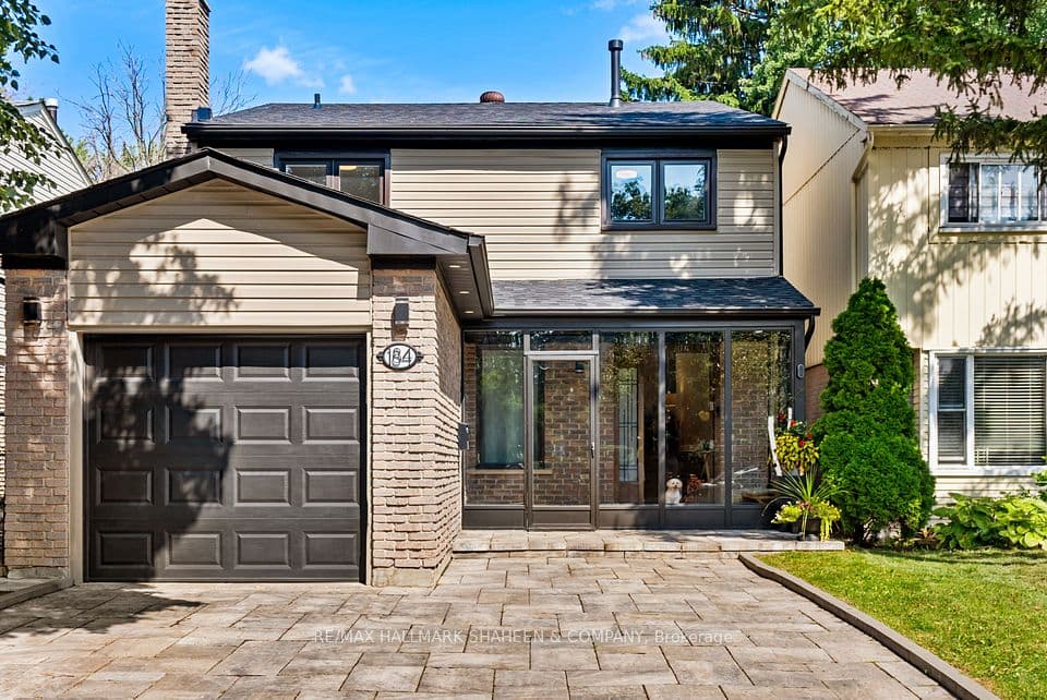 184 Castle Rock Drive, Richmond Hill, ON L4C 5H6 – photo 3