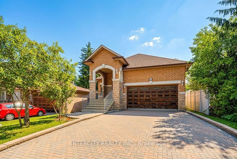 42 Oak Avenue, Richmond Hill, ON L4C 6R7 – photo 2
