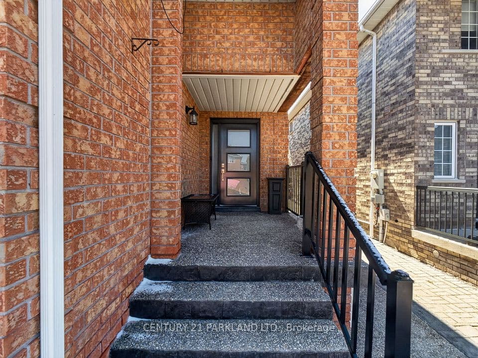 181 Purcell Crescent, Vaughan, ON L6A 3C5 – photo 2