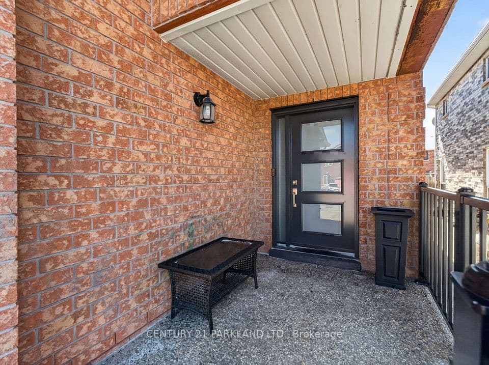 181 Purcell Crescent, Vaughan, ON L6A 3C5 – photo 3
