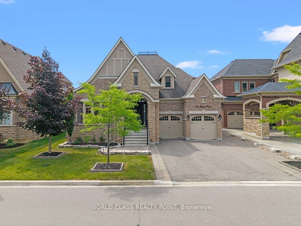 31 Munsie Drive, King, ON L7B 0N8 – main photo