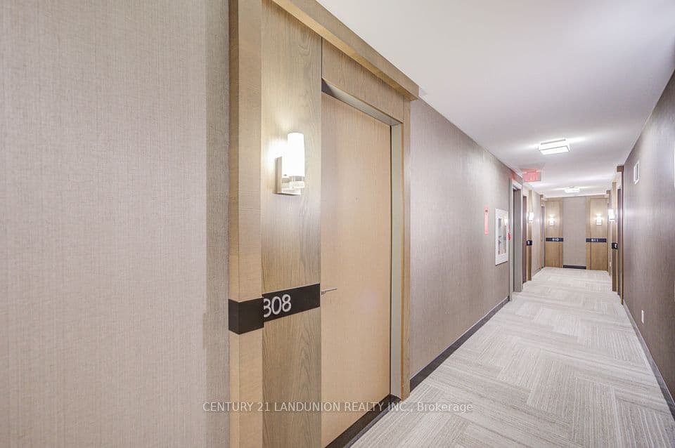 18 Uptown Drive 808, Markham, ON L3R 5M5 – photo 3