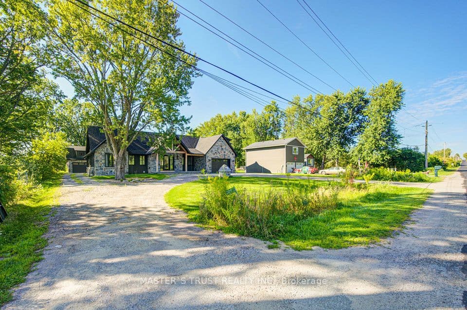 1109 2nd Line, Innisfil, ON L0L 1K0 – photo 3