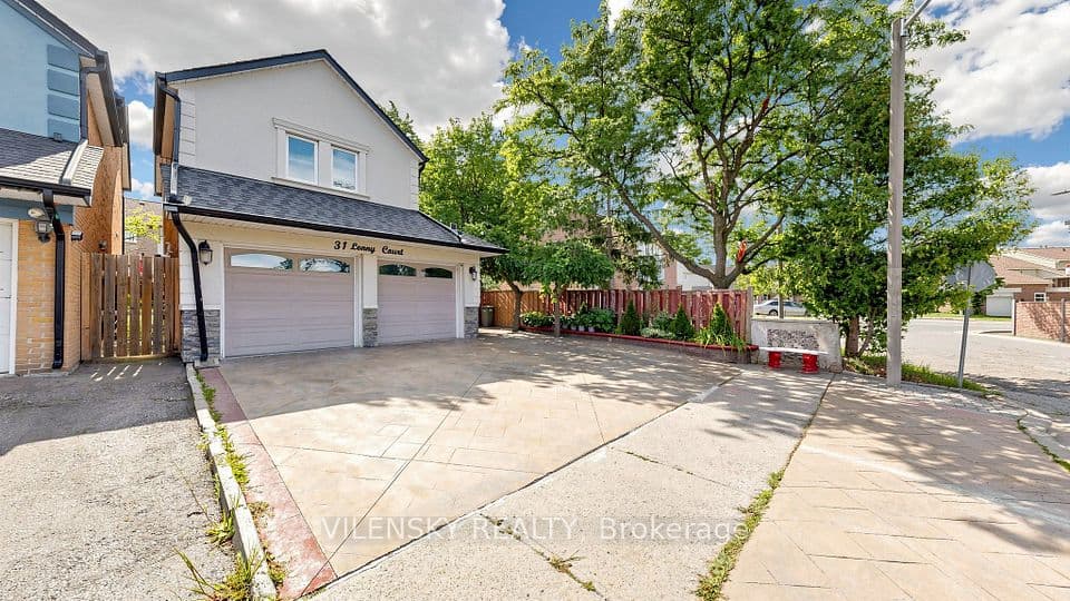 31 Lonny Court, Vaughan, ON L4J 3J9 – photo 2