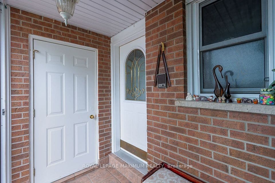 53 Aberdeen Avenue, Vaughan, ON L4L 1C1 – photo 3