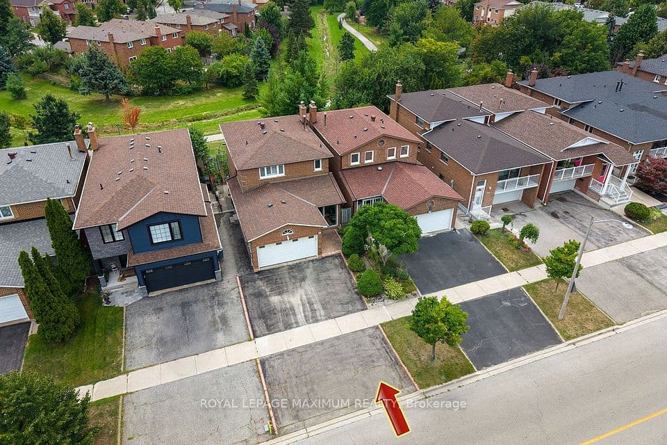 53 Aberdeen Avenue, Vaughan, ON L4L 1C1 – photo 2