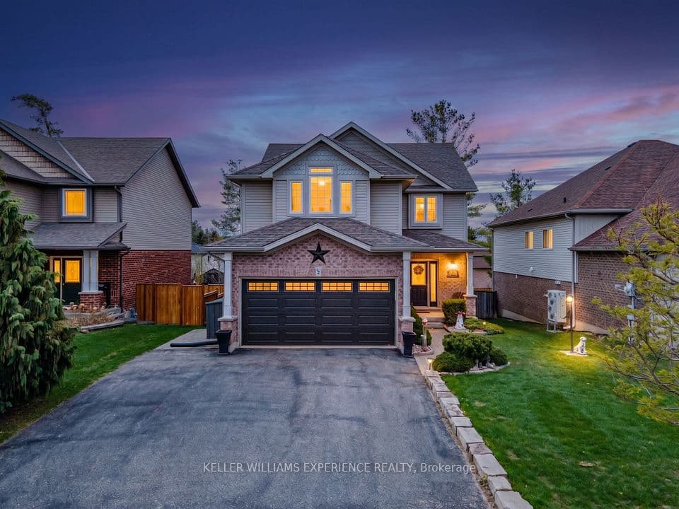 87 Armeda Clow Crescent, Essa, ON L3W 0H6 – main photo